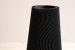 Minimum Design: Wave Vase