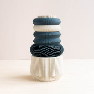 Minimum Design: Modular Maido Vase