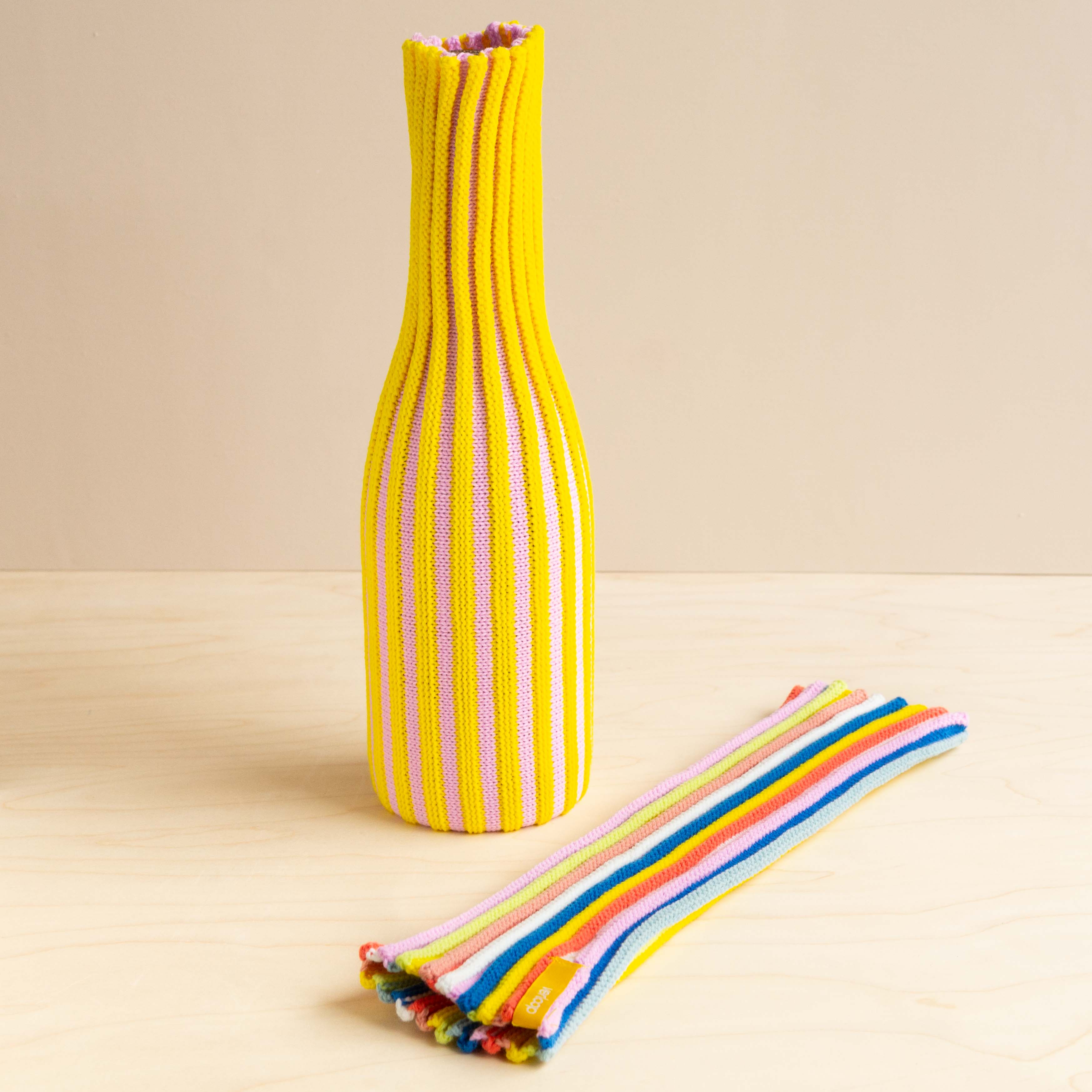 Verloop: Rib Knit Bottle Sleeve Duo