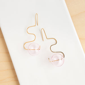 HYworks: Squiggle Earrings in Pink