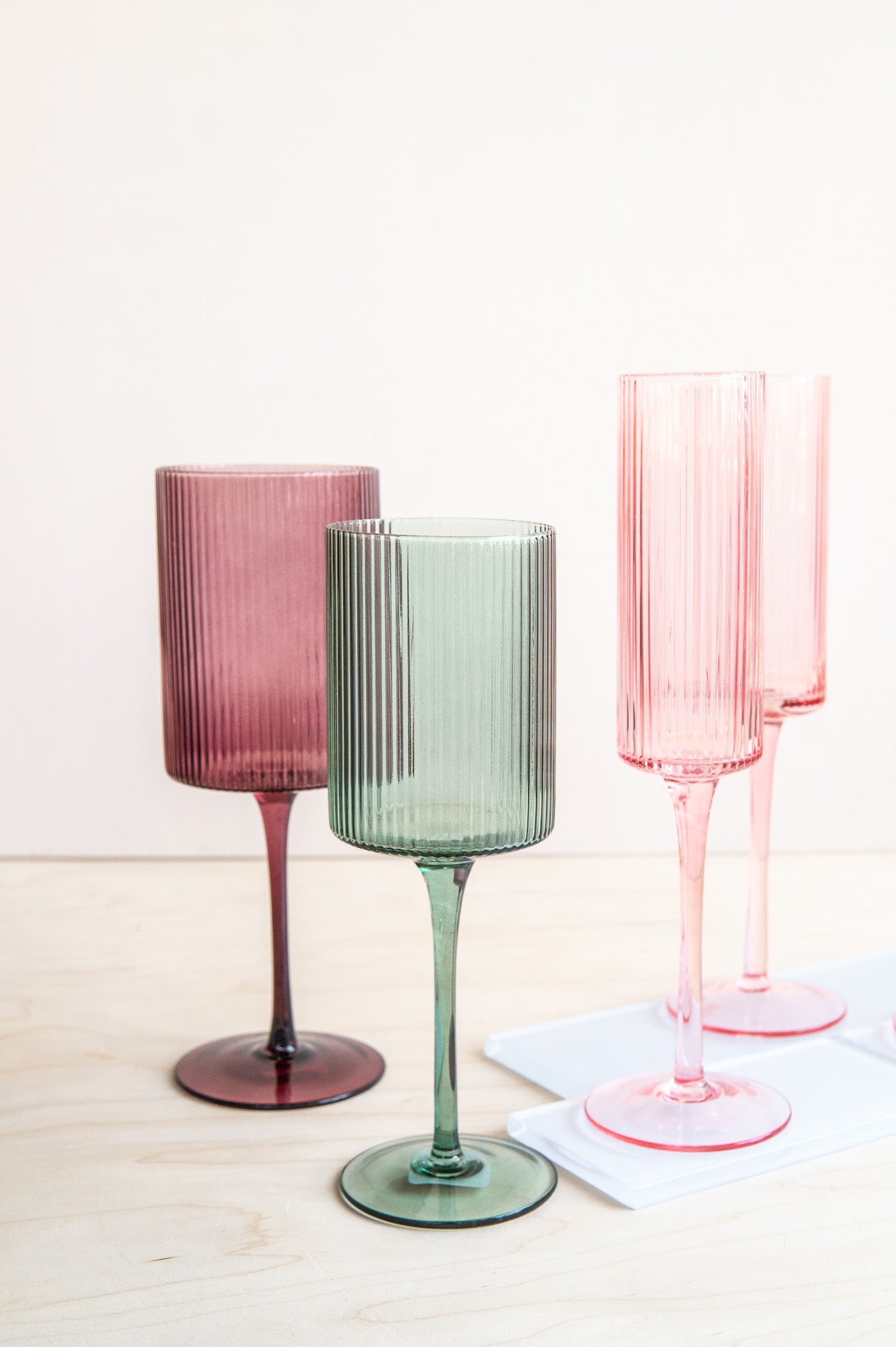 Kadra Kitchenware: Ribbed Champagne Glass