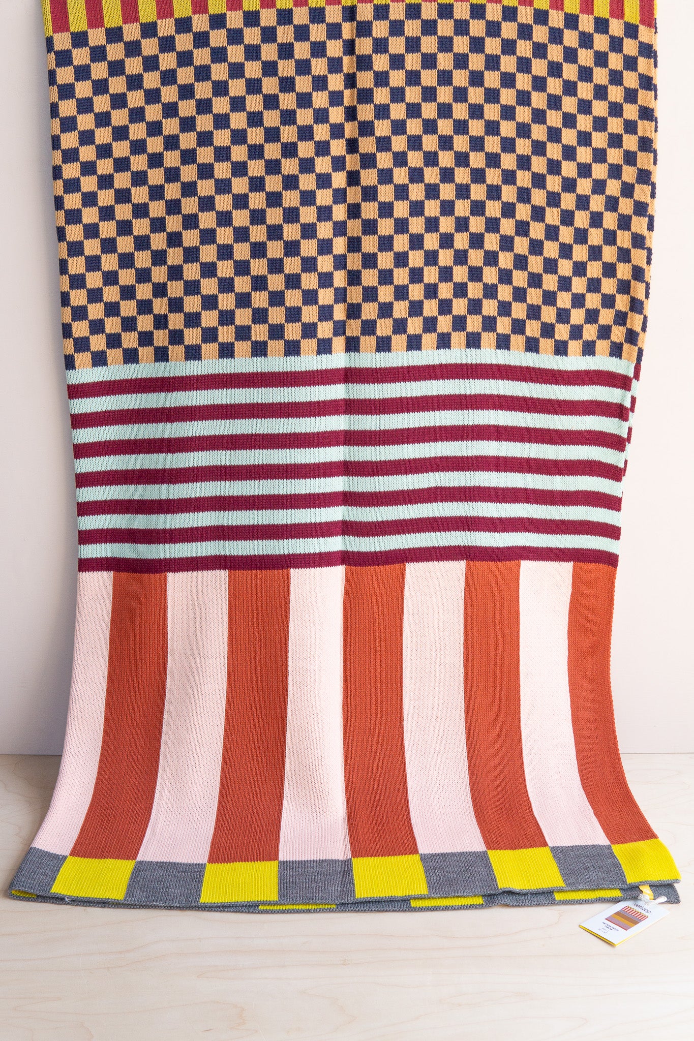 Verloop: Desert Knit Throw Blanket (Various)