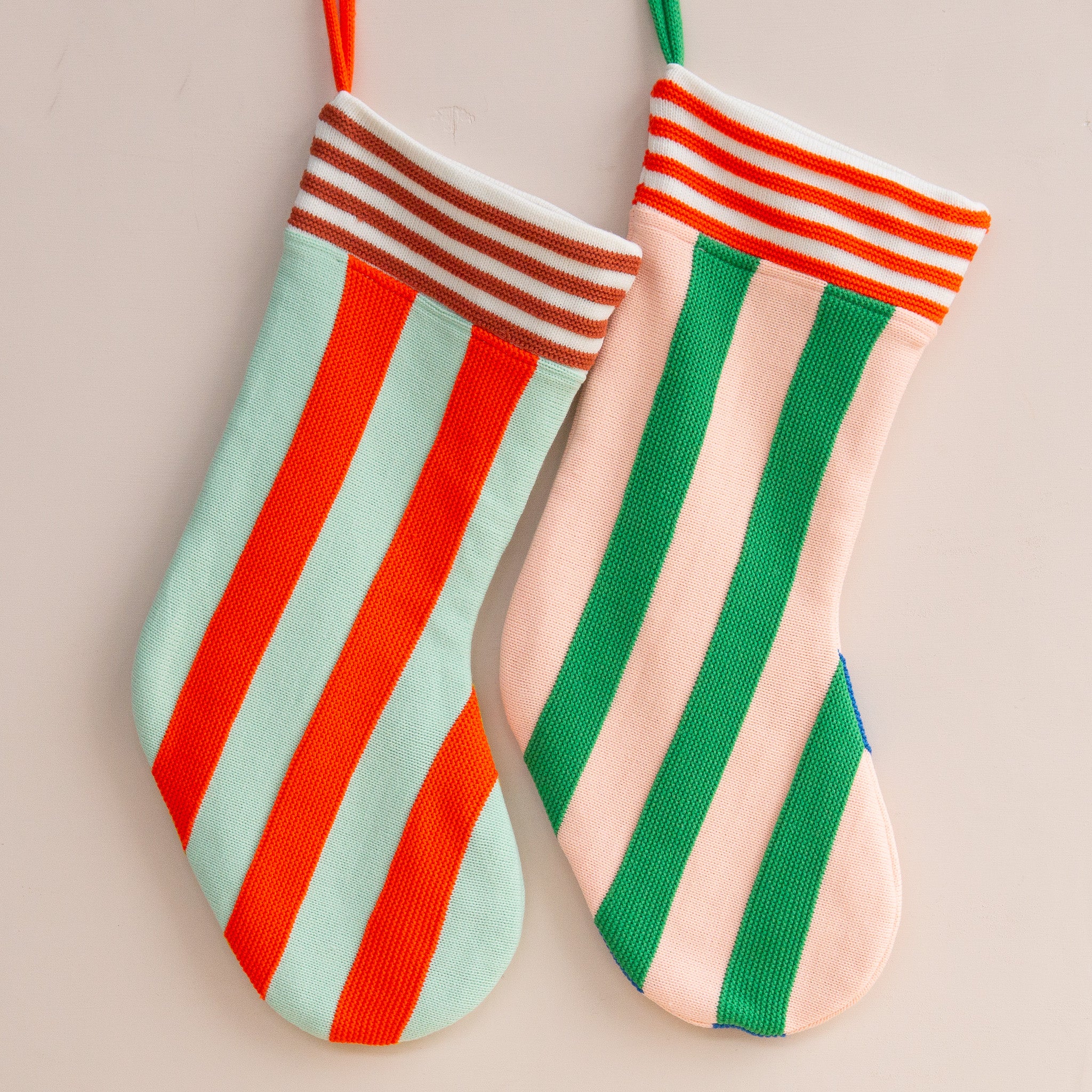 Verloop: Super Stripe Holiday Stocking