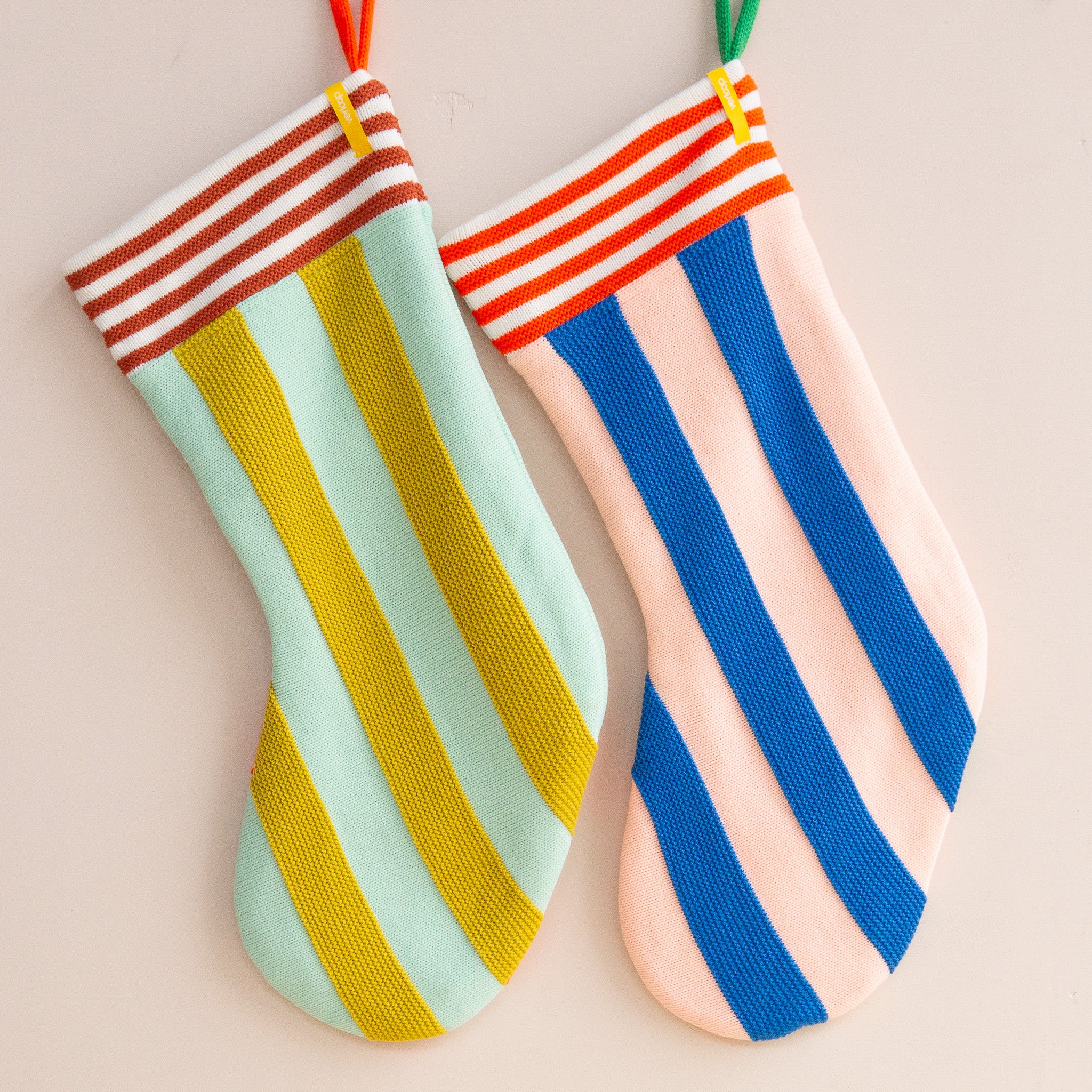 Verloop: Super Stripe Holiday Stocking