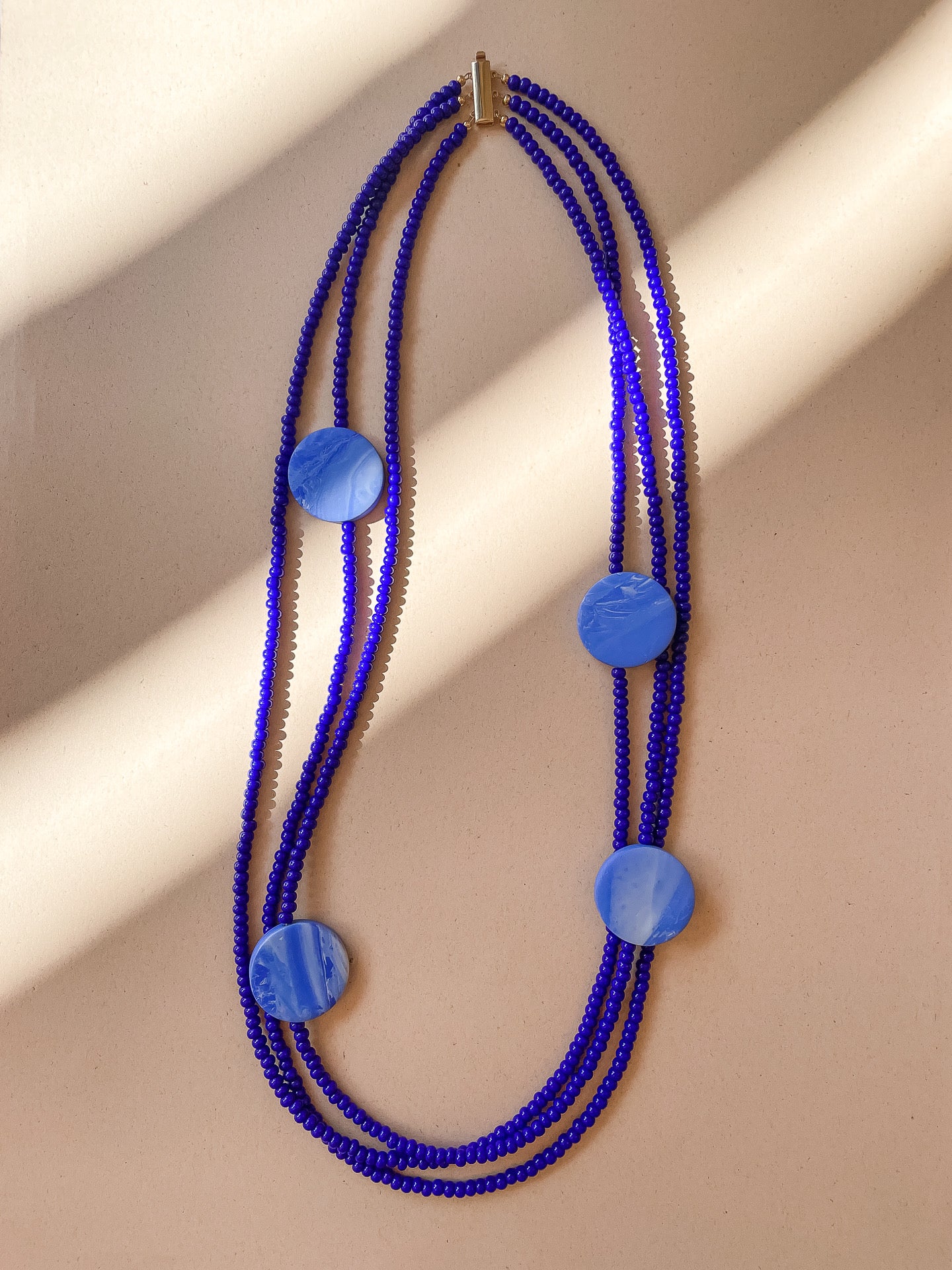La Tusa: Triple Necklace in Blue