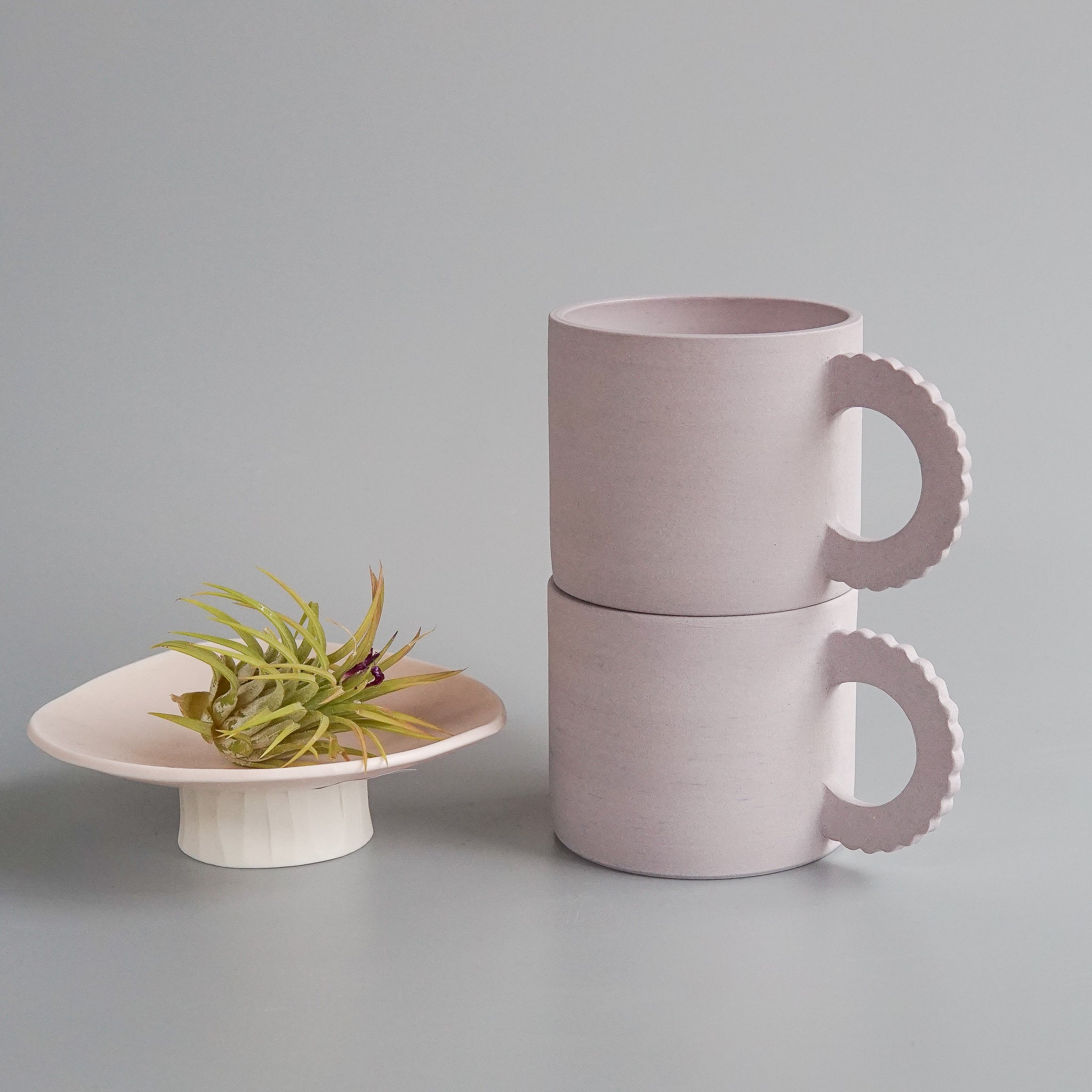 EKUA Ceramics: Lavender Petal Mug
