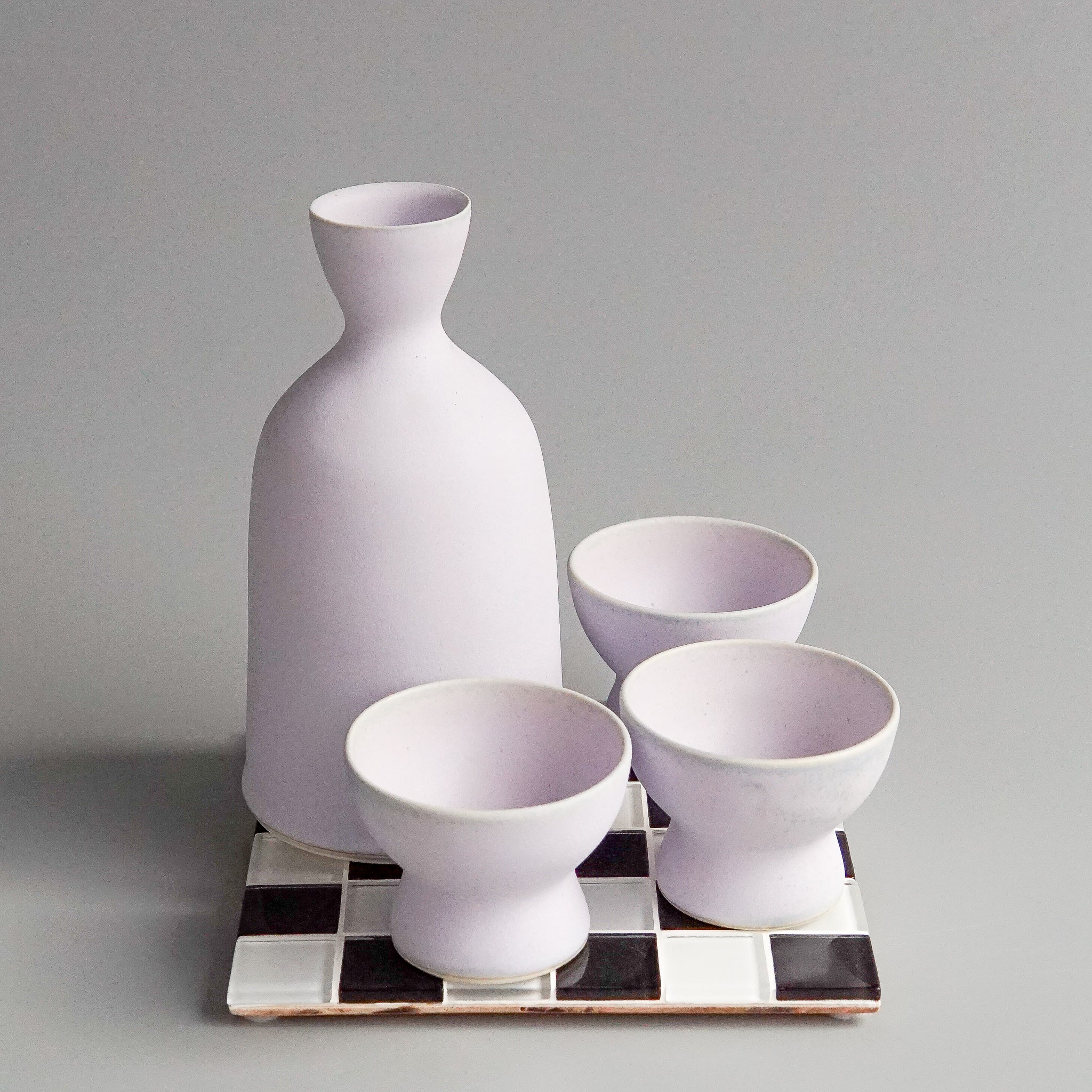 Sparnicht: Lilac Sake Set with 3 cups