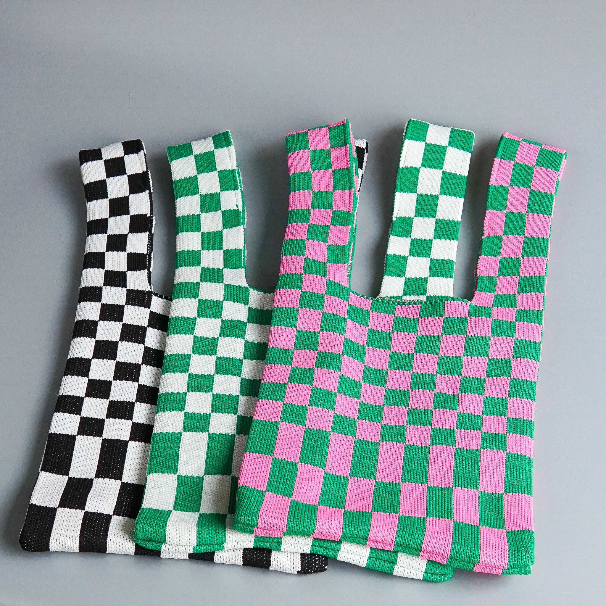 Throwing Tiny Fits: Checkerboard Knit Tote