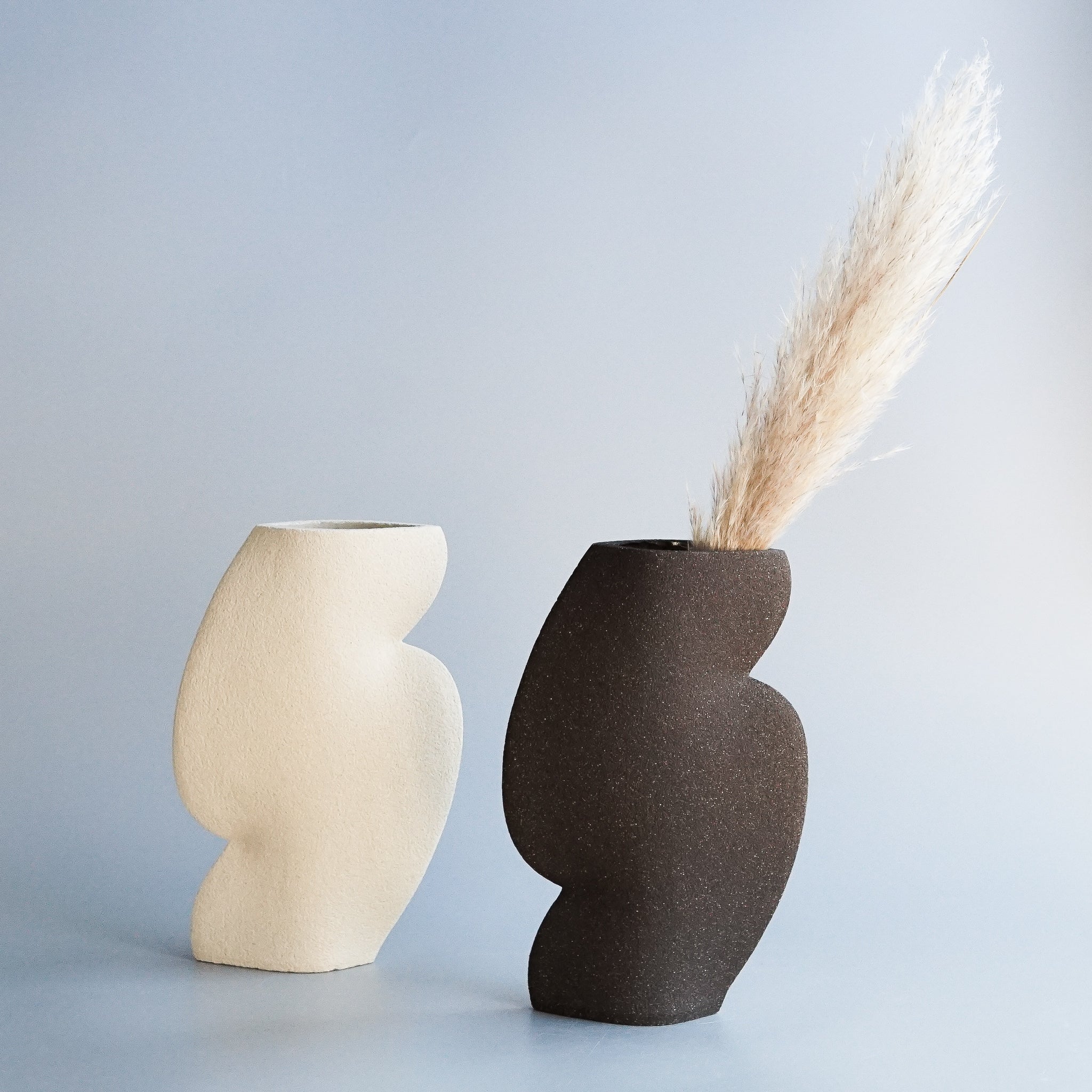 INI CERAMIQUE: Ceramic Vase 'Ellipse N°3