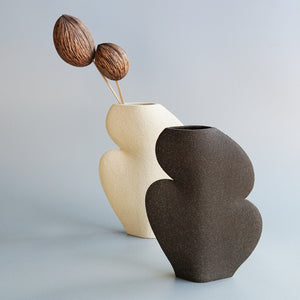 INI CERAMIQUE: Ceramic Vase 'Ellipse N°1