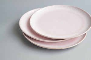 Egg Back Home: 11" Dinner Plate