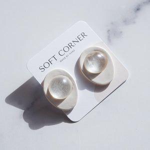 Soft Corner: Vis Earrings