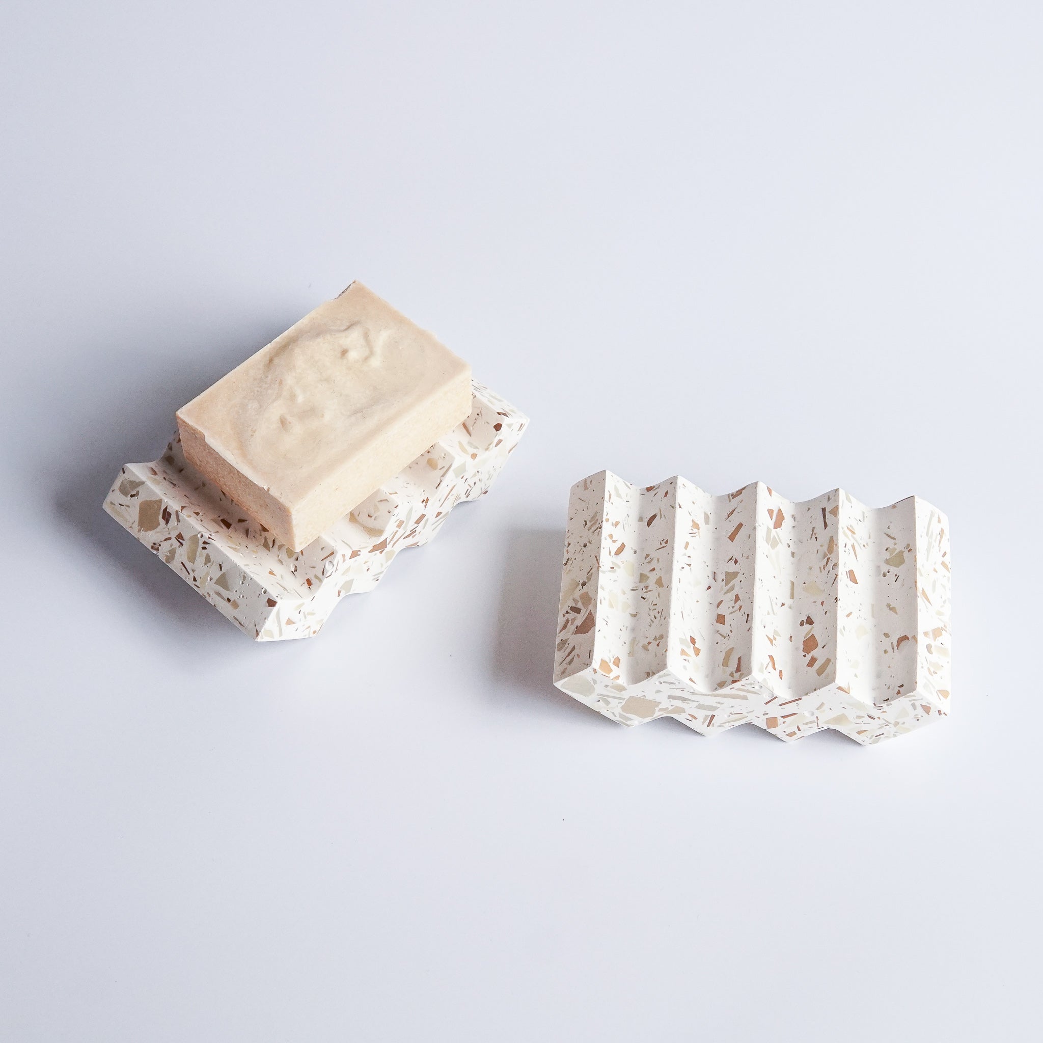Emily Marlin: Zigzag Soap Dish