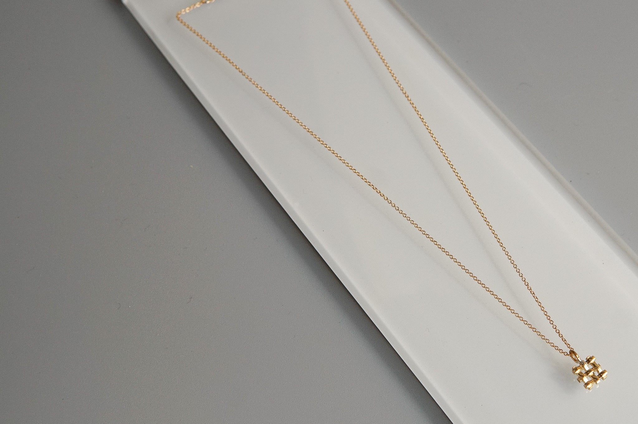 Lindsay Lewis: Crosshatch Necklace